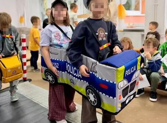 Mrągowscy policjanci uczyli przedszkolaki bezpieczeństwa w „Kubusiu”